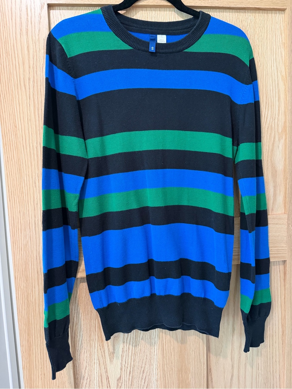 H&M Black, Blue & Green Striped Crewneck Sweater